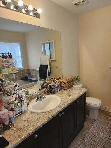 3 Bedroom House in Niagara on the Green (Niagara on the Lake) - Photo 7
