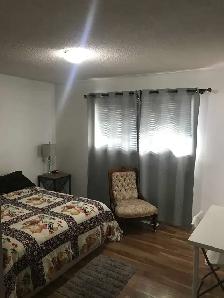 1 Master Bedroom for rent - Photo 2