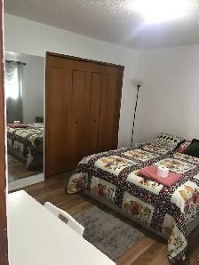 1 Master Bedroom for rent - Photo 3