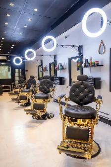 Local commercial à louer dans un salon de coiffure - Photo 6