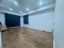 Immediately Available 2 1/2  metro Snowdon & Villa Maria - Photo 3