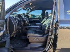 2022 Ram 1500 Sport 5.7L LEATHER/12'' Nav/FUEL Rims/Camera - Photo 13