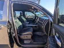 2022 Ram 1500 Sport 5.7L LEATHER/12'' Nav/FUEL Rims/Camera - Photo 17