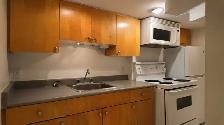 Toronto Basement Apartment $1550 ALL INC - Photo 2