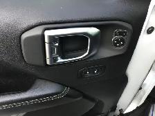 2020 Jeep Wrangler Unlimited Sahara Sahara 4x4 - Photo 17