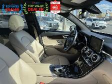 2017 Mercedes-Benz GLC PREMIUM PKG | MB SERVICED | AMBIENT LIGHT - Photo 35