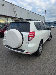 2011 Toyota RAV4 Base - Photo 4