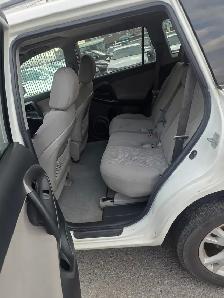 2011 Toyota RAV4 Base - Photo 6