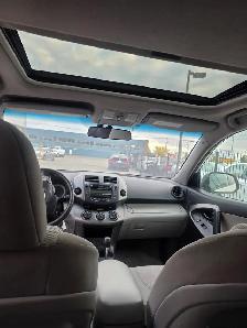 2011 Toyota RAV4 Base - Photo 7