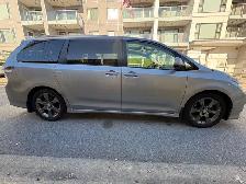 2011 Toyota Sienna Passenger Van Automatic - Photo 5