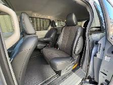 2011 Toyota Sienna Passenger Van Automatic - Photo 15
