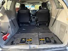 2011 Toyota Sienna Passenger Van Automatic - Photo 23