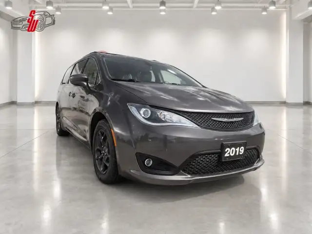 2019 CHRYSLER PACIFICA TOURING L