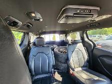 2019 CHRYSLER PACIFICA TOURING L - Photo 11