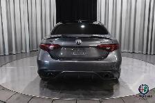 2017 Alfa Romeo Giulia Ti 4dr Sdn Ti AWD - Photo 4