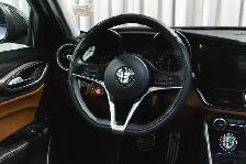 2017 Alfa Romeo Giulia Ti 4dr Sdn Ti AWD - Photo 20