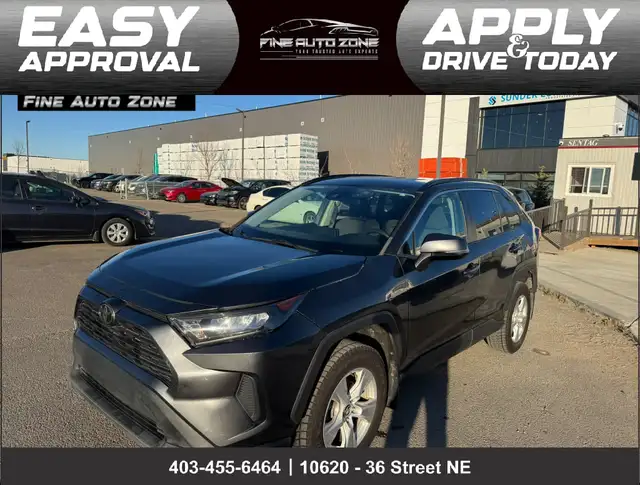 2019 Toyota RAV4 LE AWD : Low Mileage