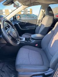 2019 Toyota RAV4 LE AWD : Low Mileage - Photo 7