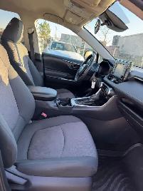 2019 Toyota RAV4 LE AWD : Low Mileage - Photo 10