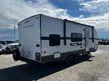 2025 Gulf Stream Conquest 248BH - Photo 8