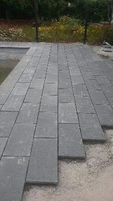 landscaping .interlock.concrete.patio - Photo 8