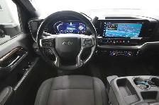 2025 Chevrolet Silverado 2500 HD / LT / TRAIL BOSS / Z71 / 6.6 D - Photo 3