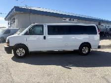 2021 GMC Savana 3500 LS - Photo 2