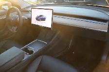 2022 Tesla Model 3 - Photo 11