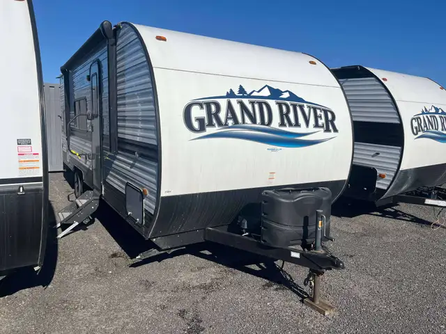 2021 Grand River 25BH