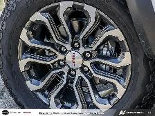 2026 GMC Canyon Denali Crew Cab Short Box 4-Wheel Drive Denali - Photo 8