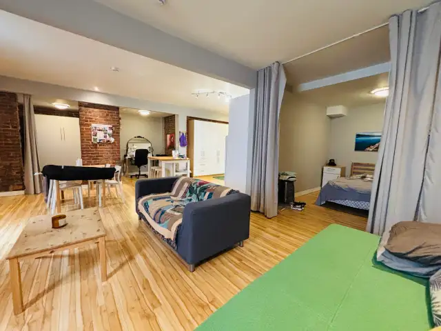 Loft studio entièrement meublé à louer Vieux-Québec octobre 2026