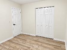 2 Bdrm 1 Bath w/ New Floors, Paint in Desirable Area,Central Air - Photo 10
