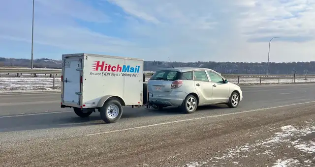 Parcel shipping between Calgary and Edmonton for $5.99