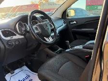2017 Dodge Journey SXT FWD 4dr SXT - Photo 4