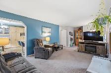 Cute n Cozy 4bdrm 2bth Bungalow w/ plenty of upgrades in Maples! - Photo 2
