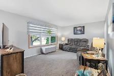 Cute n Cozy 4bdrm 2bth Bungalow w/ plenty of upgrades in Maples! - Photo 3