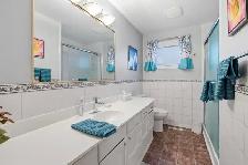 Cute n Cozy 4bdrm 2bth Bungalow w/ plenty of upgrades in Maples! - Photo 6