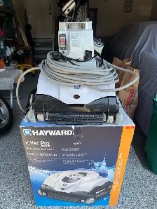HAYWARD EVAC PRO ROBOTIC POOL CLEANER - Photo 3