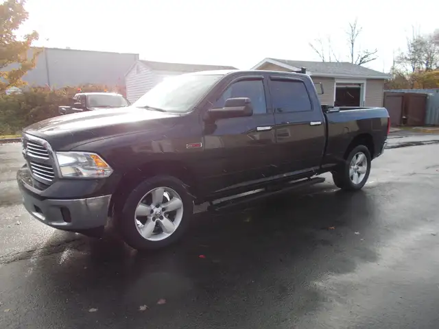 2016 Ram 1500 SLT