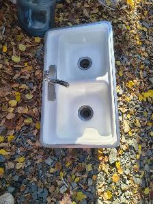 miscellaneous items for RV or tiny home - Photo 3