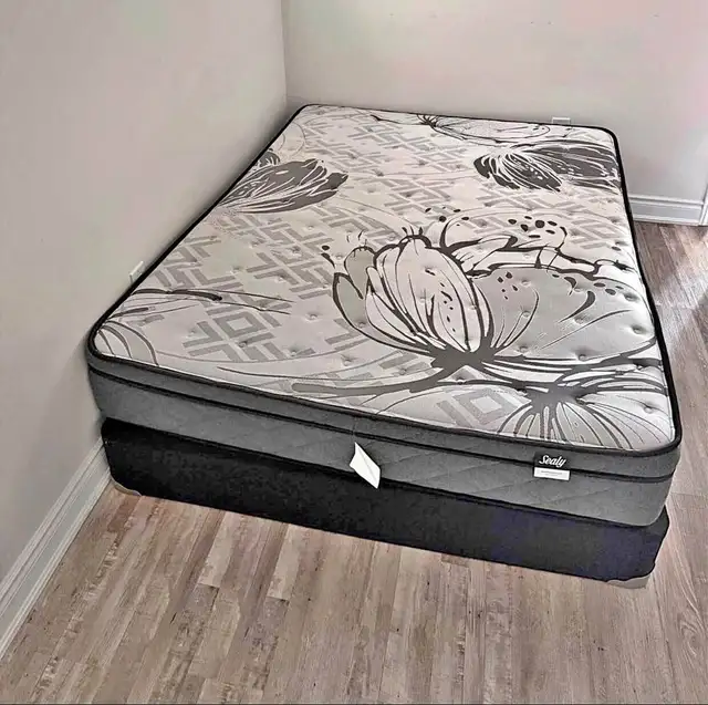 Premium —Brand New Queen Size Mattress (Brand New Sealed)