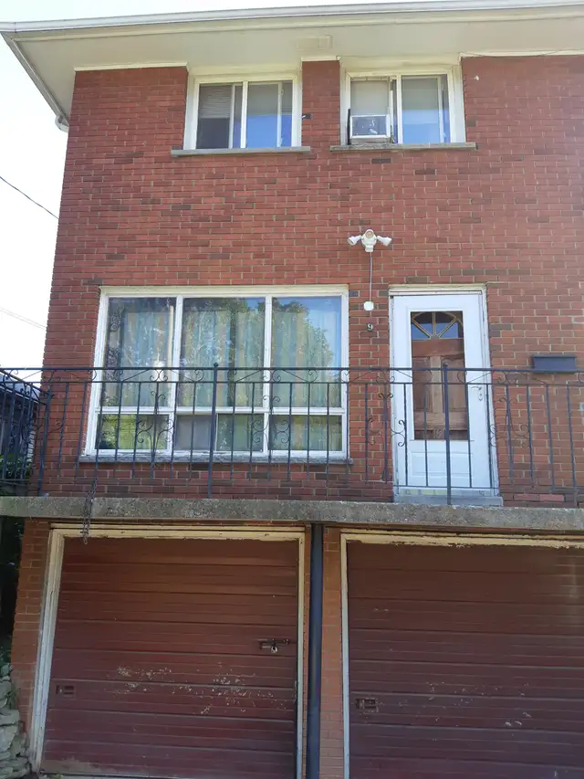 Room for Rent near McMaster University