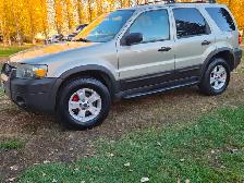 2006 Ford Escape LTD V6 AWD - Photo 2