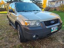 2006 Ford Escape LTD V6 AWD - Photo 4