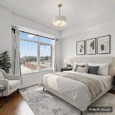 $479,900 | 1 Den Condo w/ Parking & Locker | Vaughan Woodbridge - Photo 2