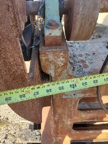 OLD MACHINE BASE CAST IRON HEAVY GREAT FOR LIVE EDGE TABLE - Photo 6