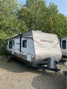 2014 Conquest 29ft trailer