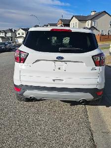 2017 Ford Escape SE LOW KM - Photo 2