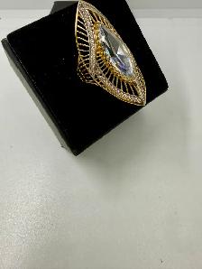 Women's 14K Gold Ring w Large Cubic Zirconia~Size 7.5 - Photo 2