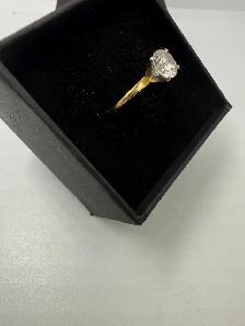 Women's 14K Solitaire Ring w Cubic Ziconia~Size 6 - Photo 2